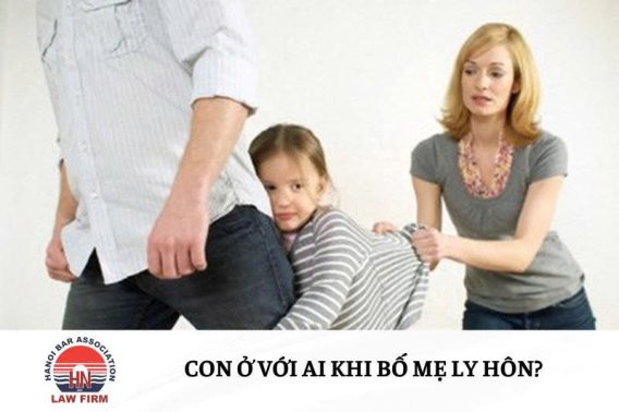 Con ở với ai khi cha mẹ ly hôn?